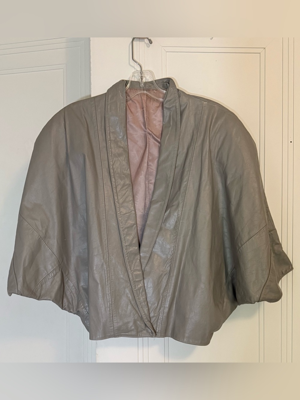 Vintage 80s Gray Leather Shawl-Collar Jacket Cape Modern Silhouette M